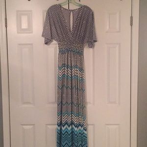 Gorgeous Maxi dress!